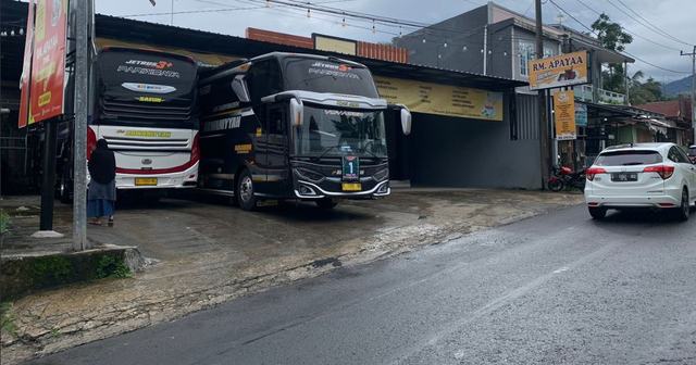 Parkir Luas